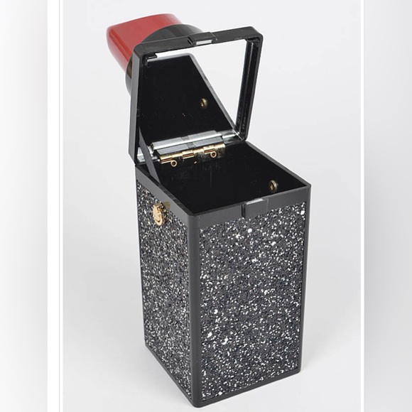 Lipstick clutch shoulder strap - Picture 2 of 10